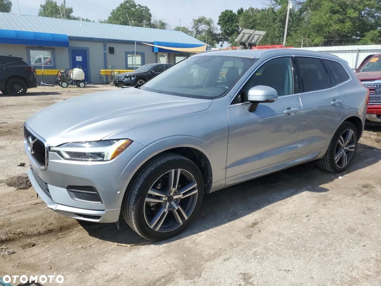 Volvo XC 60 T5 AWD Momentum - 1