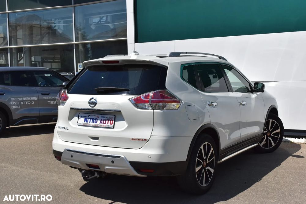 Nissan X-Trail 1.6L dCI Start/Stop XTRONIC Tekna - 9