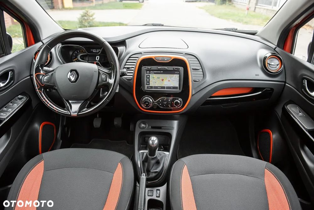 Renault Captur (ENERGY) TCe 90 BOSE EDITION - 26