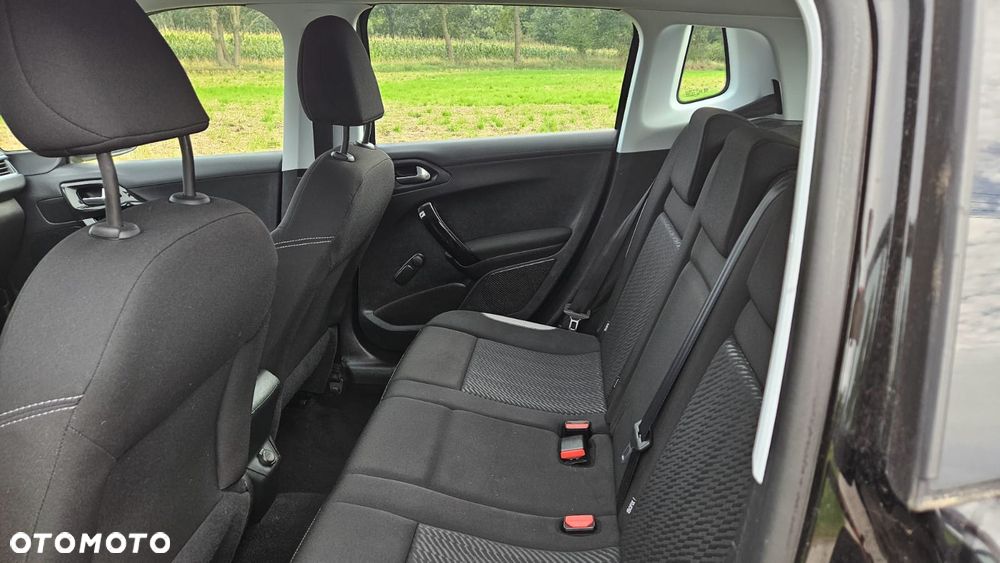 Peugeot 2008 - 5