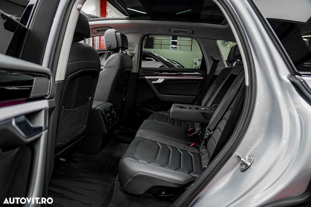 Volkswagen Touareg 3.0 V6 TDI 4Motion DPF Automatik R-Line - 6