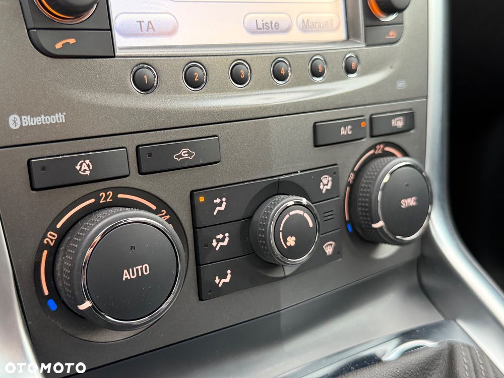 Opel Antara - 31