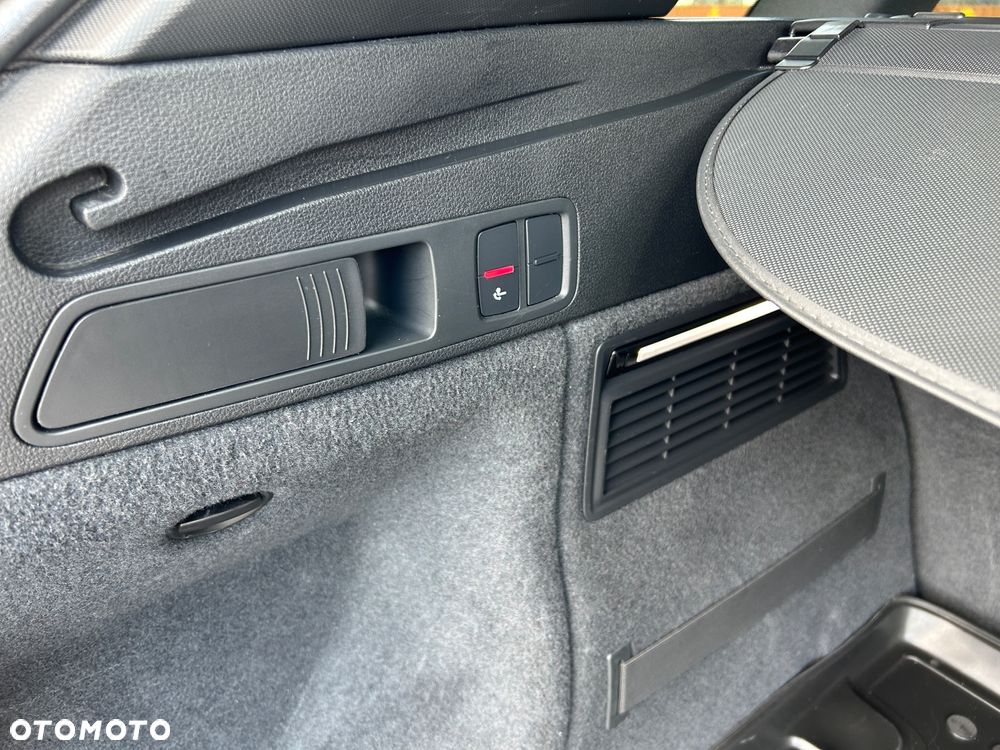 Audi Q5 2.0 TDI S tronic - 16