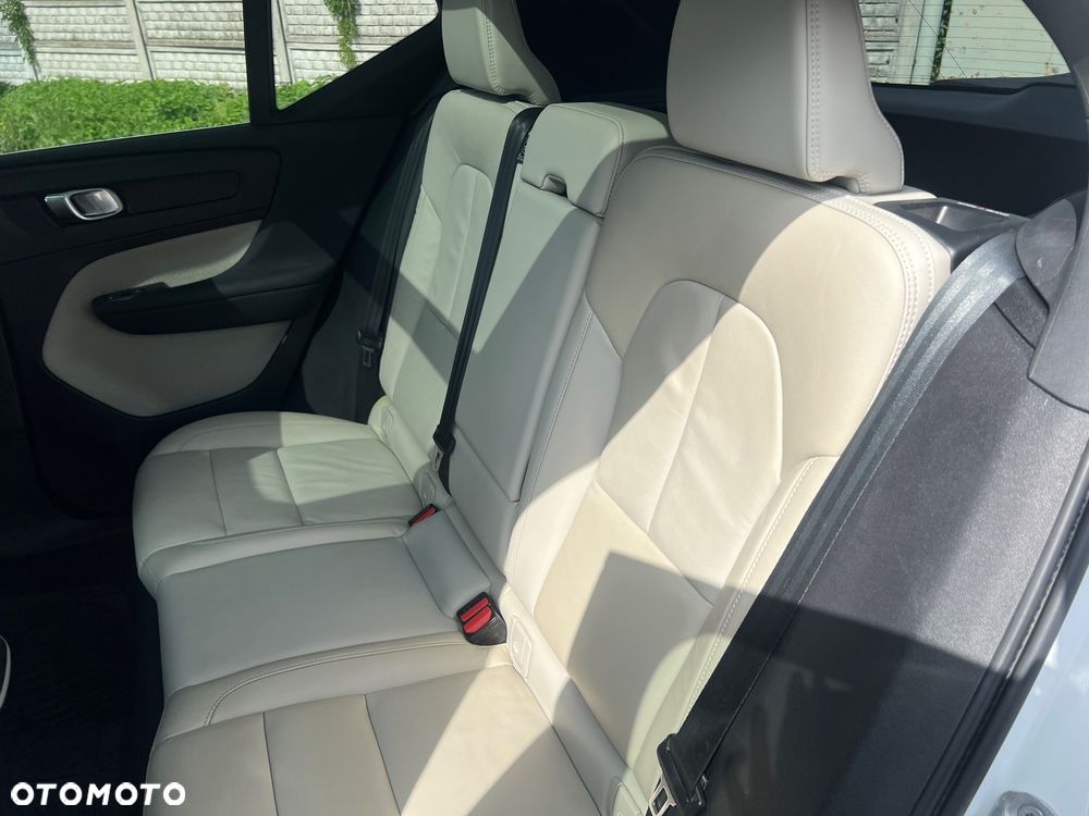Volvo XC 40 B5 AWD Ultimate Bright - 17