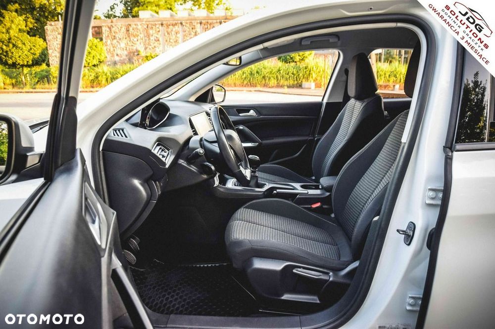 Peugeot 308 1.5 BlueHDi Active Pack S&S - 17