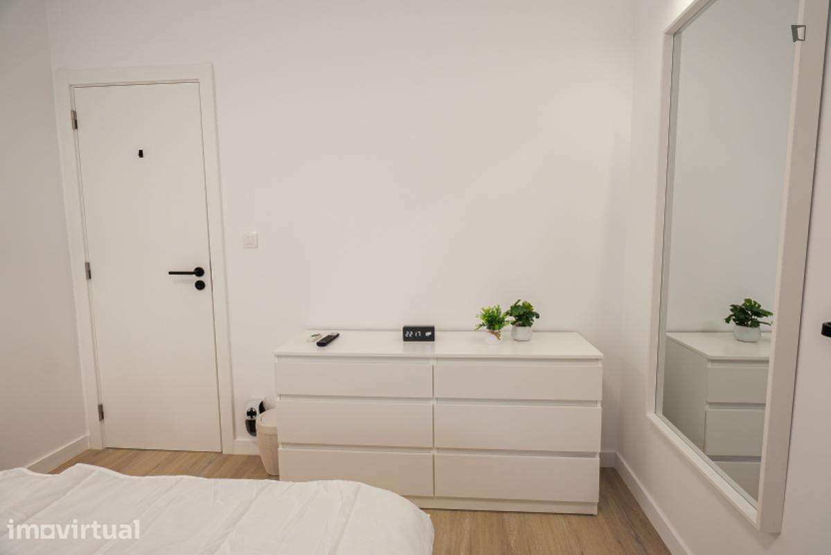 Quarto - localizado em Barreiro Lisbon - Grande imagem: 3/10