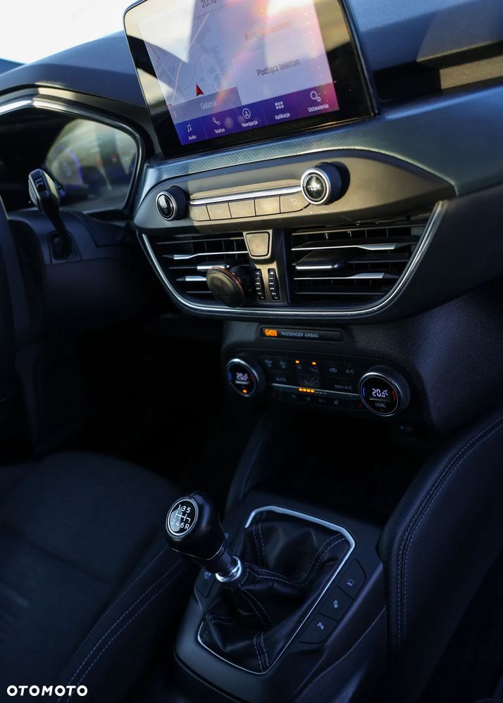 Ford Focus 1.0 EcoBoost mHEV Active X - 14