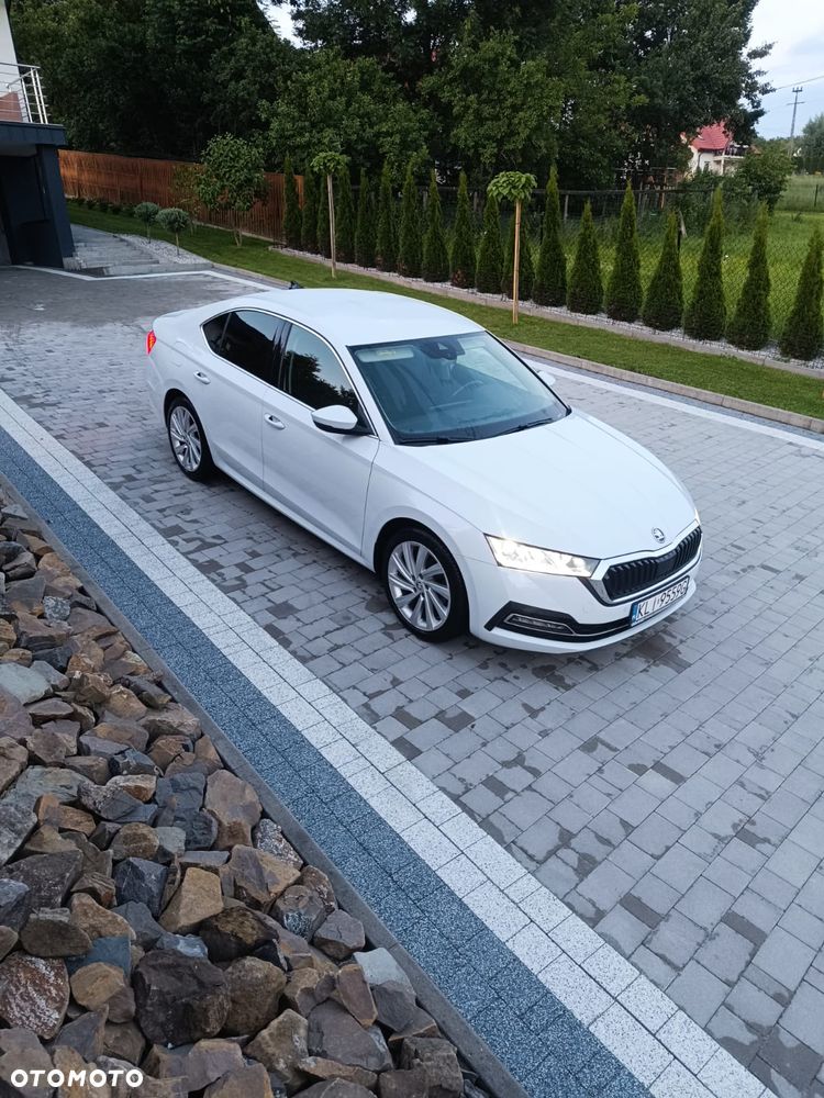 Skoda Octavia 2.0 TDI SCR Ambition DSG - 2