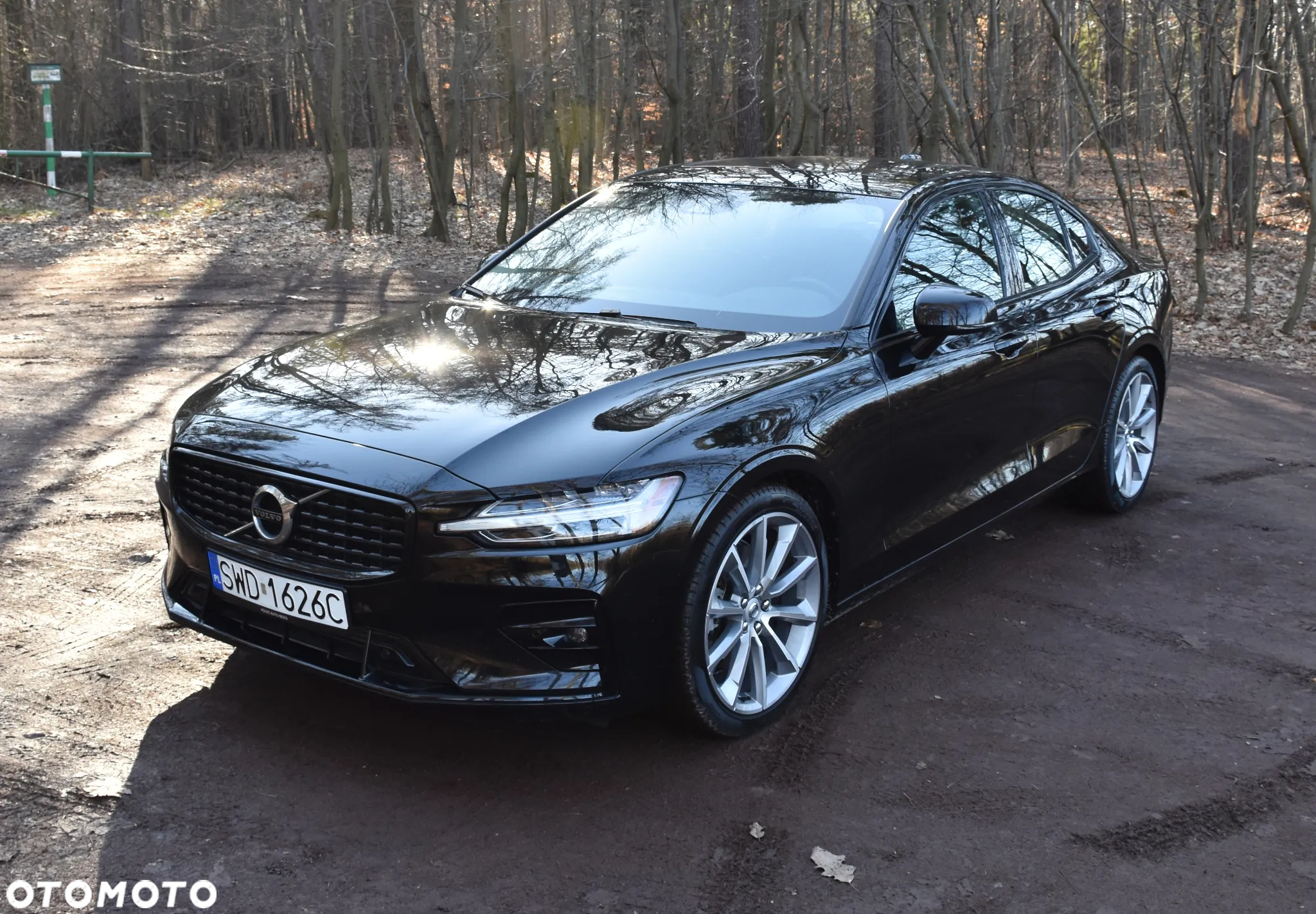 Volvo S60 T5 AWD Momentum Pro - 11