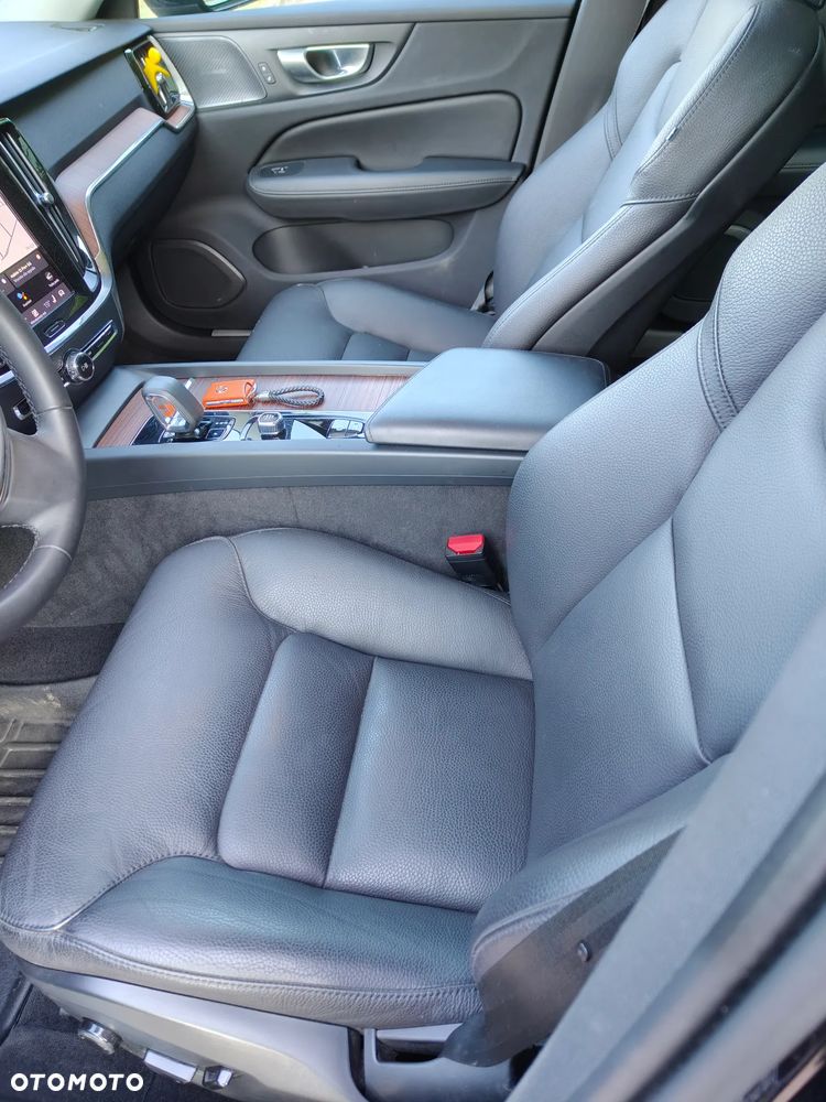 Volvo V60 B5 B AWD Inscription - 19