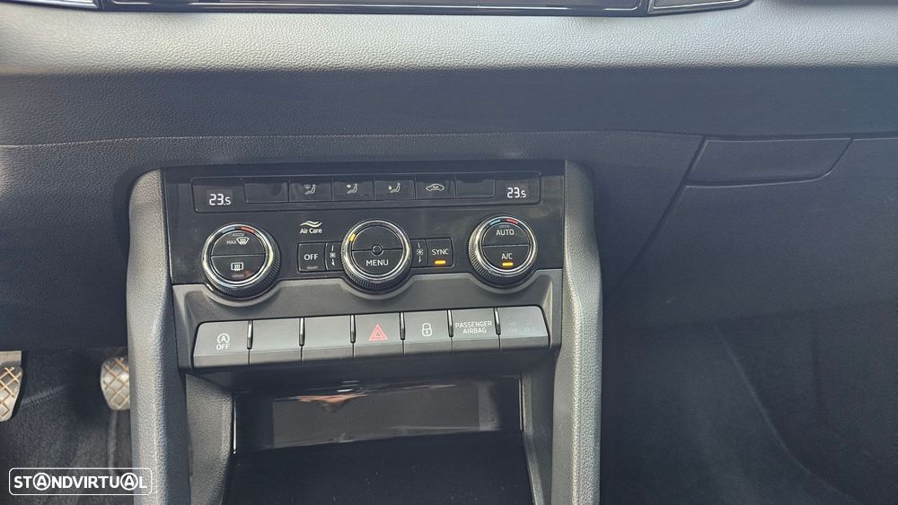 Skoda Karoq 2.0 TDI Ambition - 25