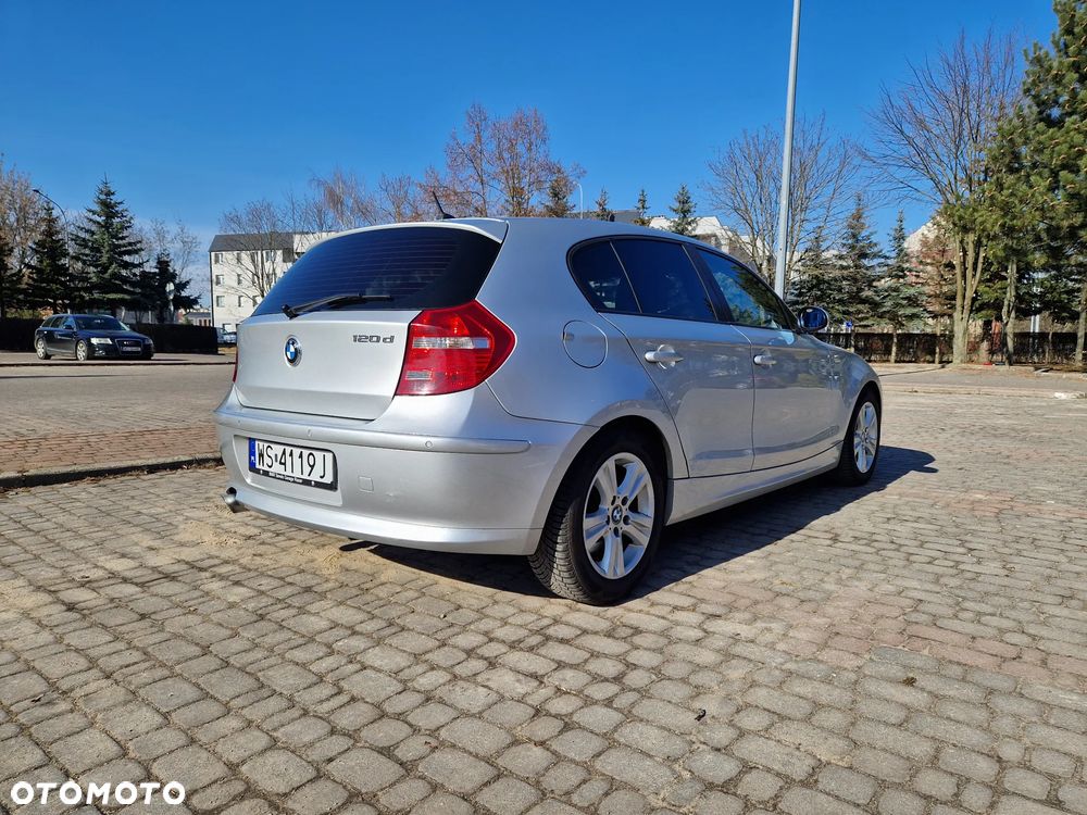 BMW Seria 1 120d DPF Edition Sport - 17