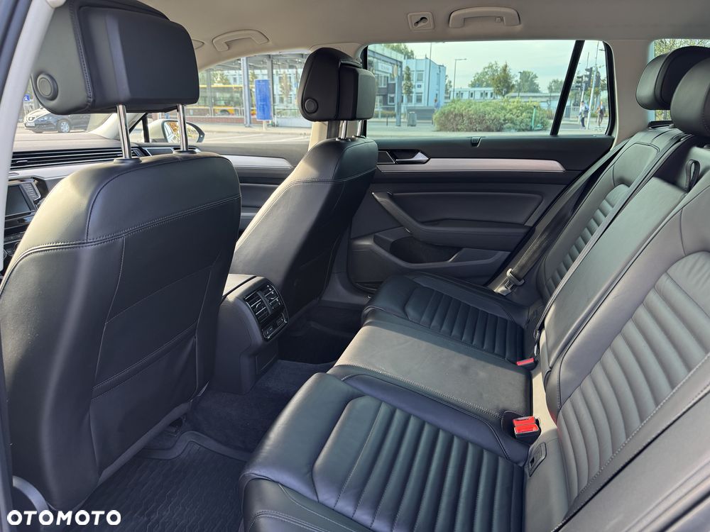 Volkswagen Passat 2.0 TDI BMT SCR 4Mot Highline DSG7 - 19