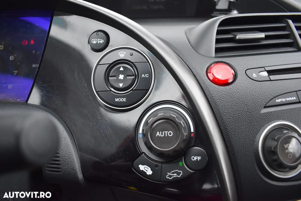 Honda Civic 1.8 S - 13