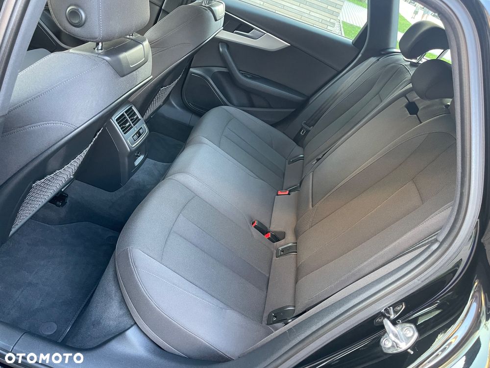 Audi A4 Avant 2.0 TDI - 30