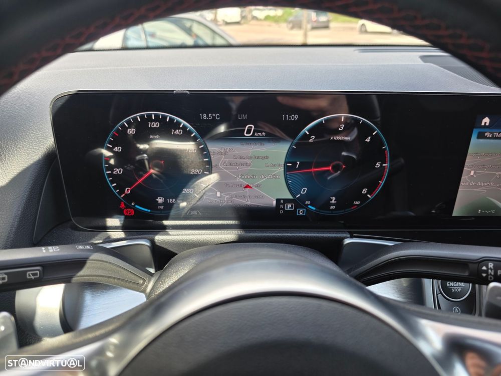 Mercedes-Benz GLB 200 d AMG Line - 12