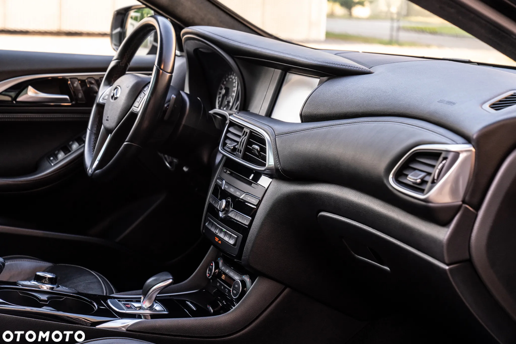 Infiniti QX - 5
