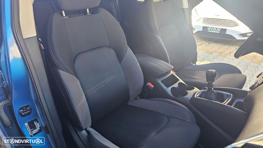 Nissan Qashqai 1.5 dCi N-Connecta 18 RS+PS - 9