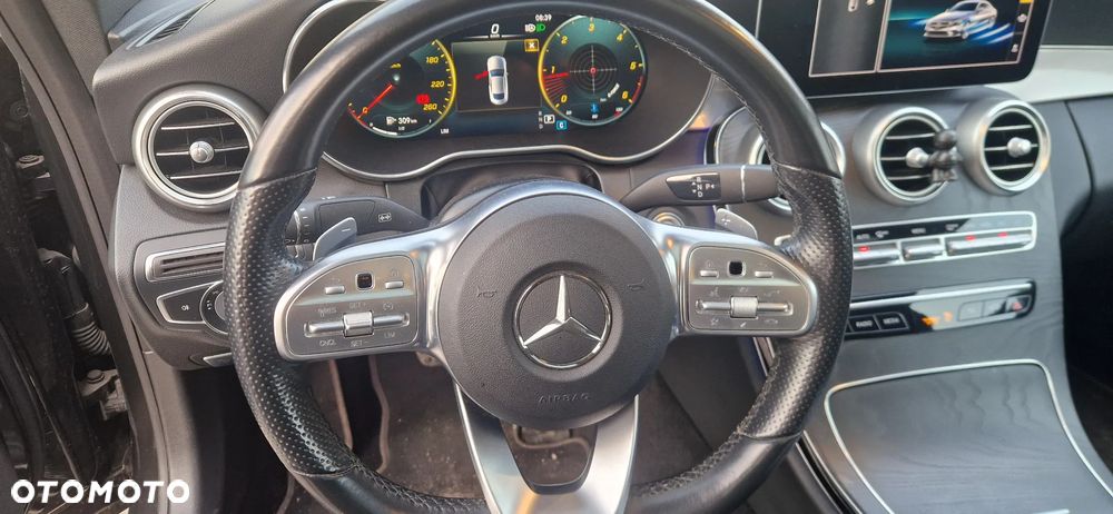Mercedes-Benz Klasa C 220 d 4Matic 9G-TRONIC AMG Line Plus - 23
