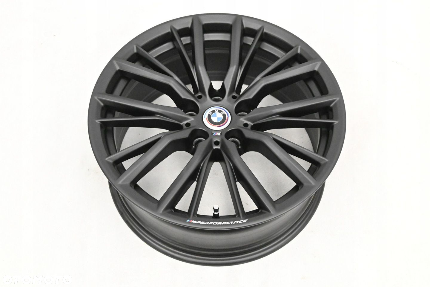 ,BMW 3 G20 G21 4 G22 G23 G26 2 G42 7,5x18 ET25 8,5x18 ET40 6885305 6885306 - 7