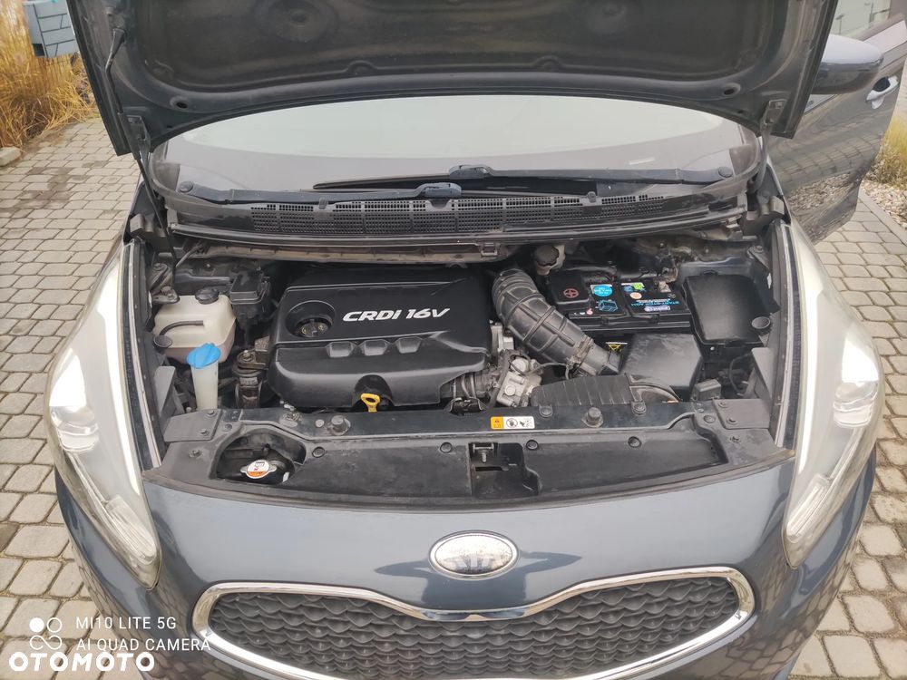 Kia Carens 1.7 CRDi 115 Dream Team Edition - 30