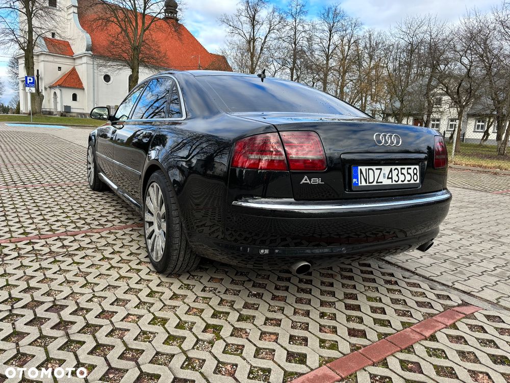 Audi A8 - 6