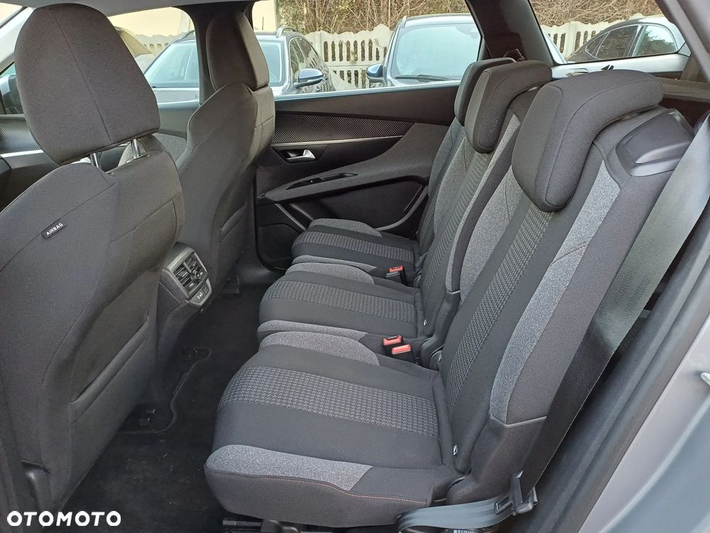 Peugeot 5008 1.5 BlueHDi Active Pack S&S EAT8 - 17