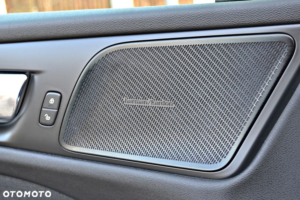 Volvo V60 D4 Geartronic Summum - 37