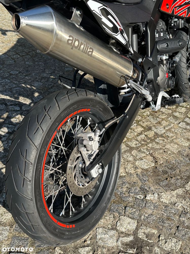 Aprilia SX - 9