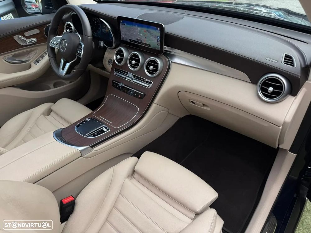 Mercedes-Benz GLC 300 de 4Matic - 22