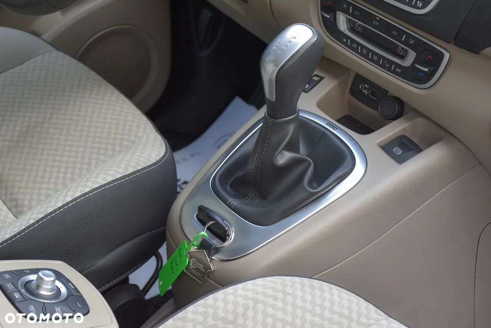 Renault Scenic dCi 110 EDC Dynamique - 28
