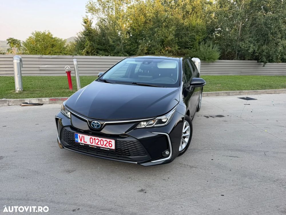 Toyota Corolla 1.8 HSD Business - 3