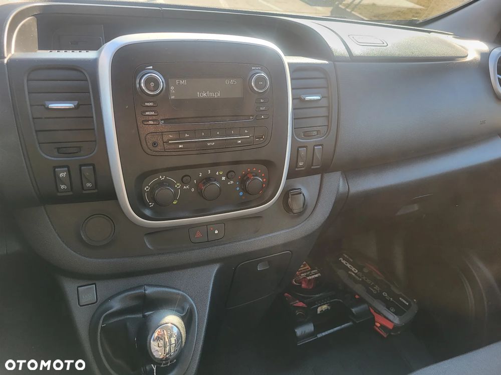 Opel Vivaro - 26
