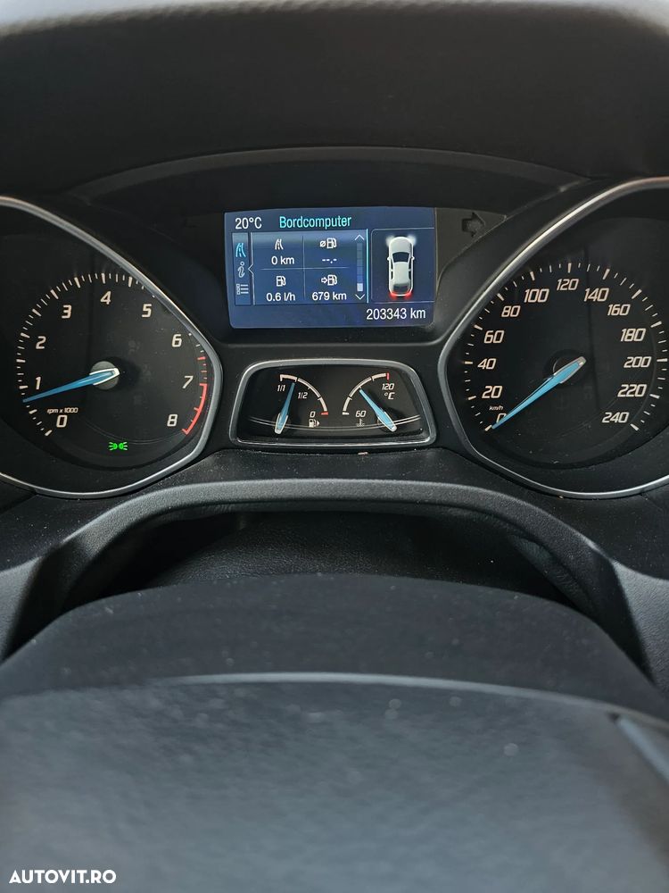 Ford Focus 1.6 EcoBoost Start-Stopp-System Titanium - 10