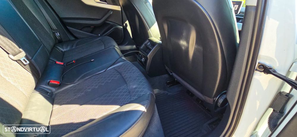 Audi A4 Avant 2.0 TDI DPF clean quattro S tronic S line Sport Pack - 14