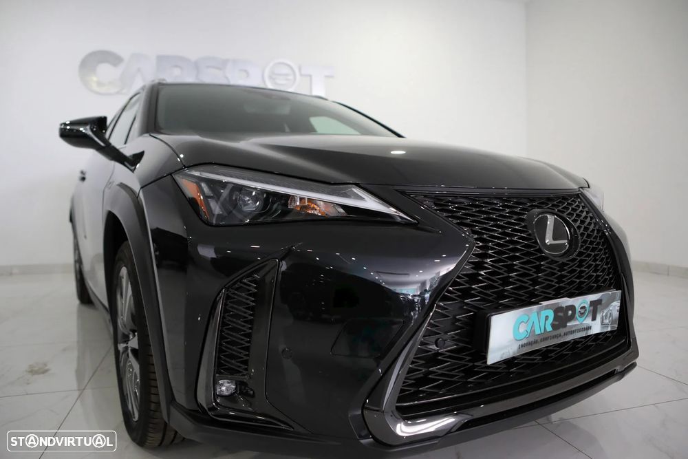Lexus UX 250h F Sport - 2