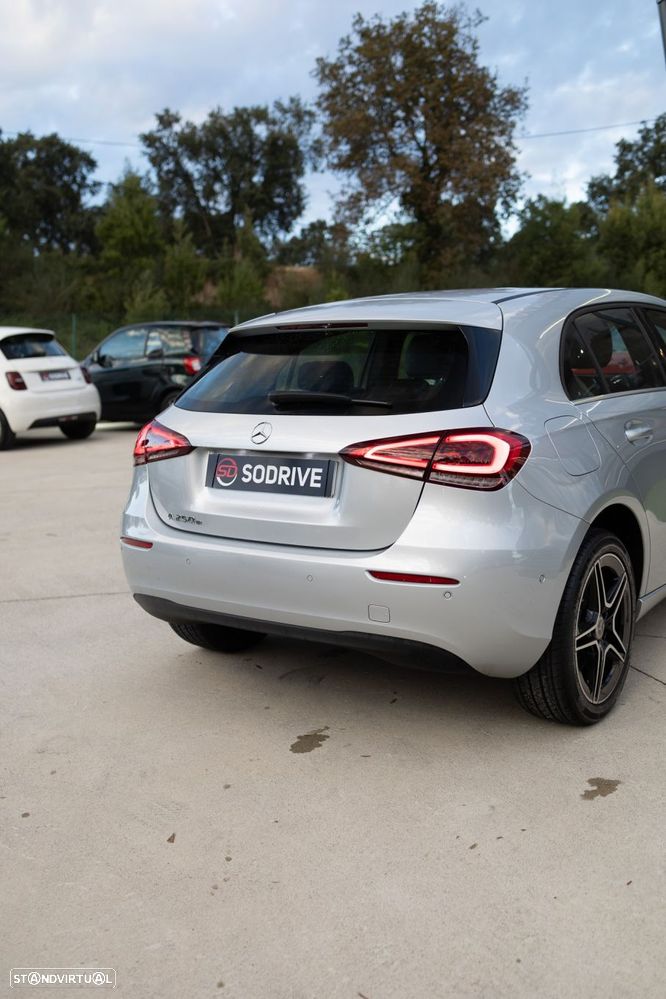 Mercedes-Benz A 250 e Progressive - 39