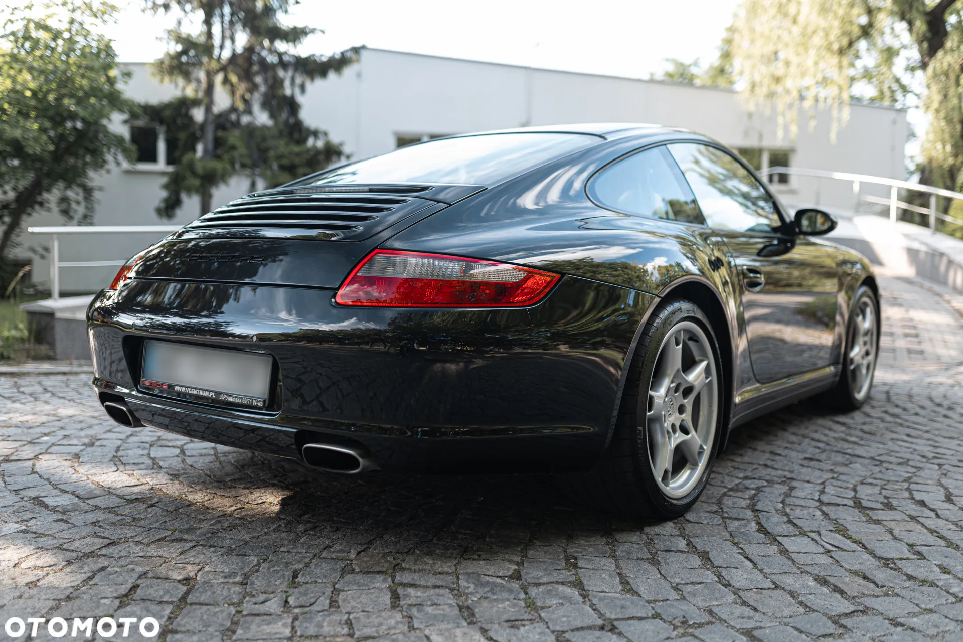 Porsche 911 Carrera 4 - 9
