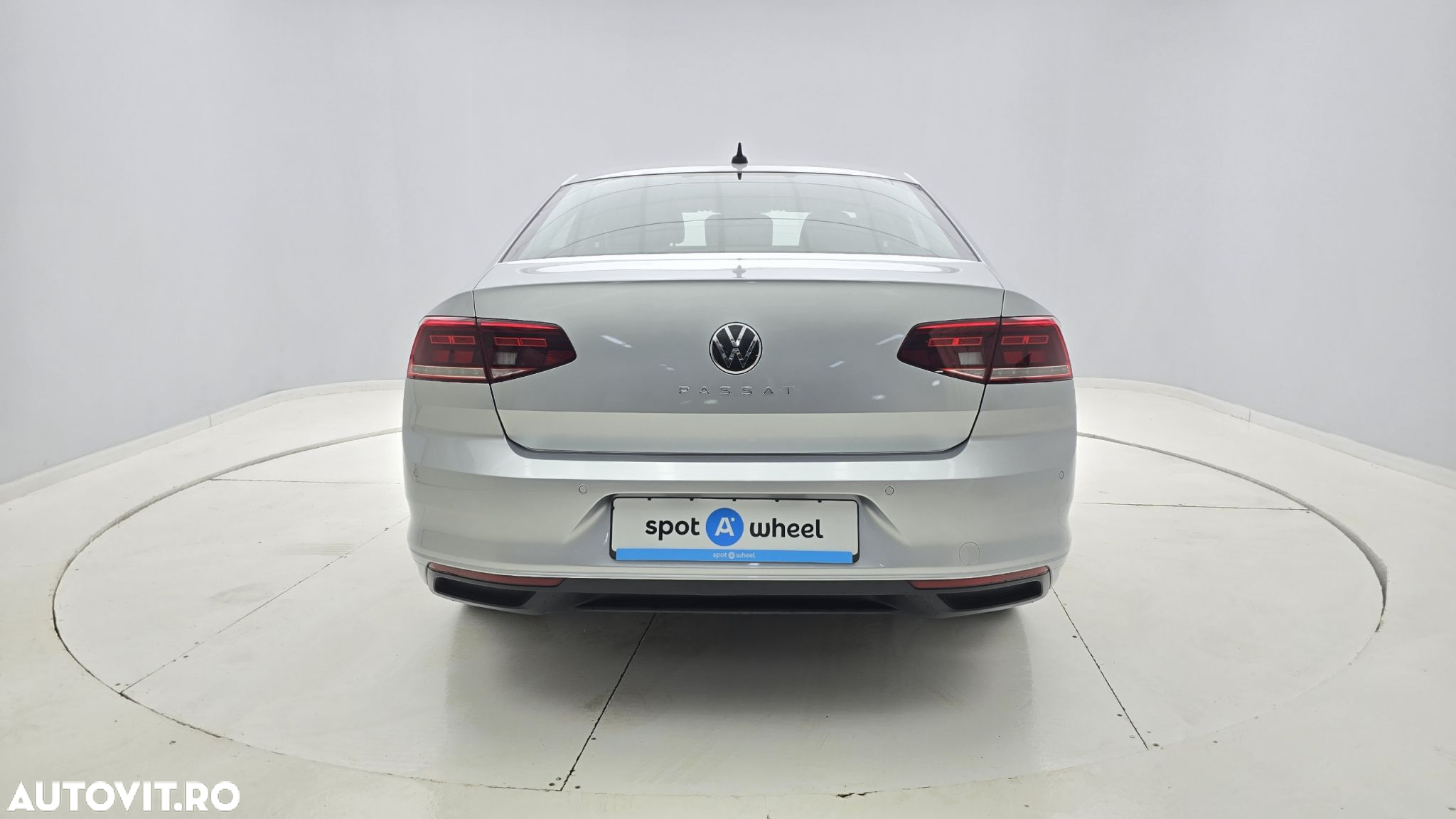 Volkswagen Passat 2.0 TDI DSG Advance - 7
