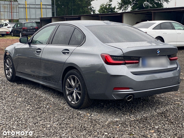 BMW Seria 3 318i