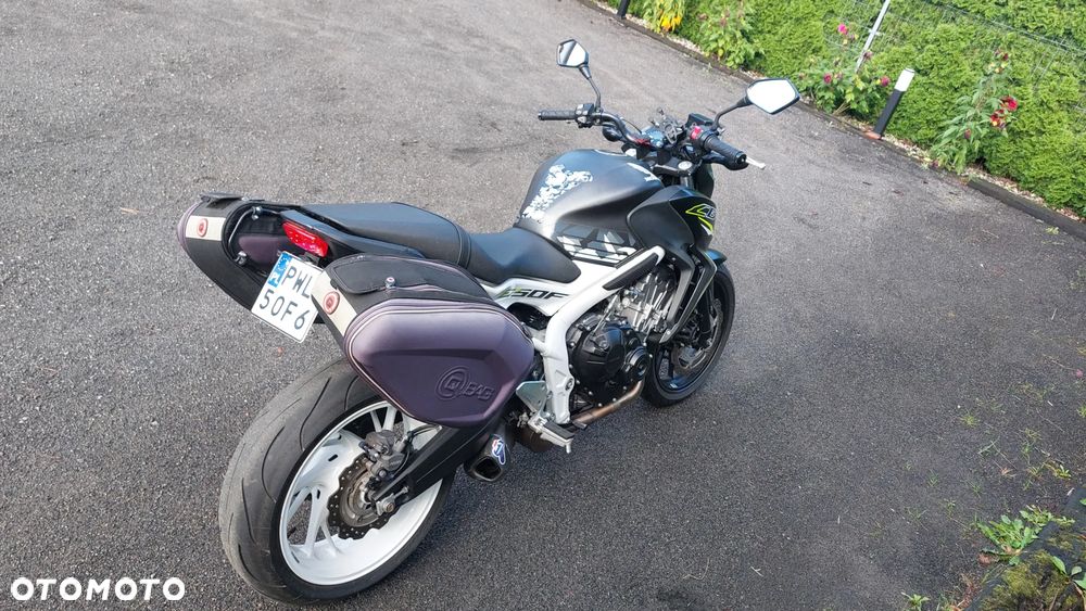 Honda CB - 16