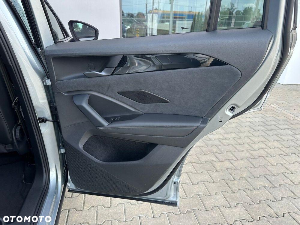 Volkswagen Tiguan - 17
