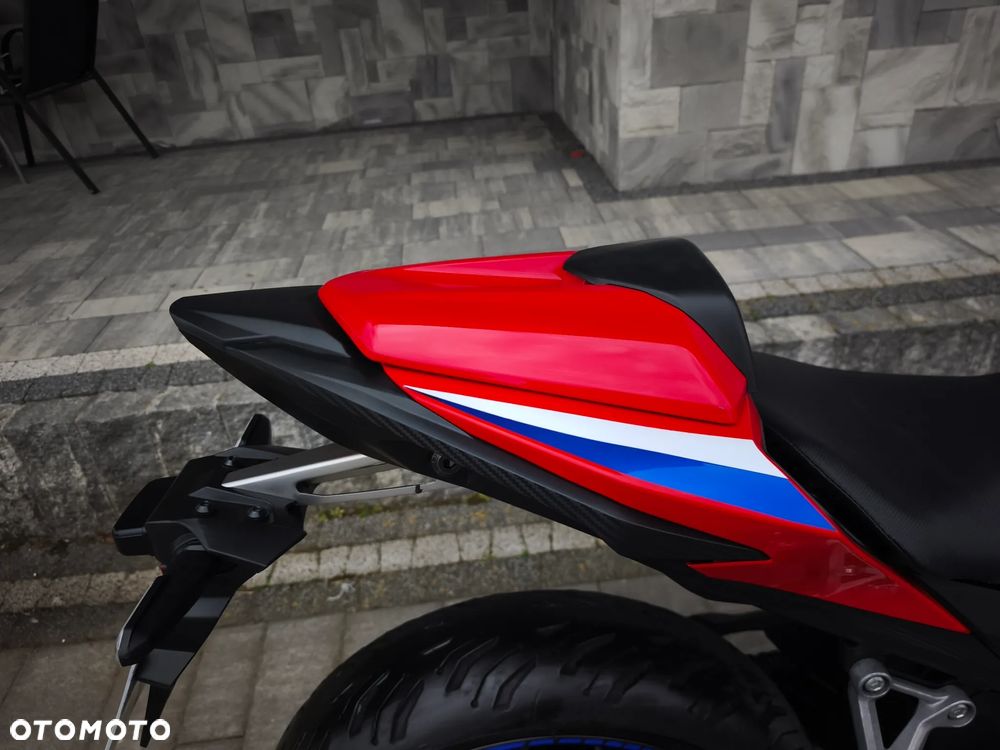 Honda CBR - 16