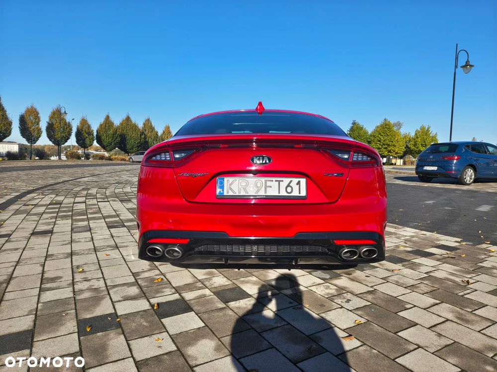 Kia Stinger 2.0 T-GDI GT Line - 10