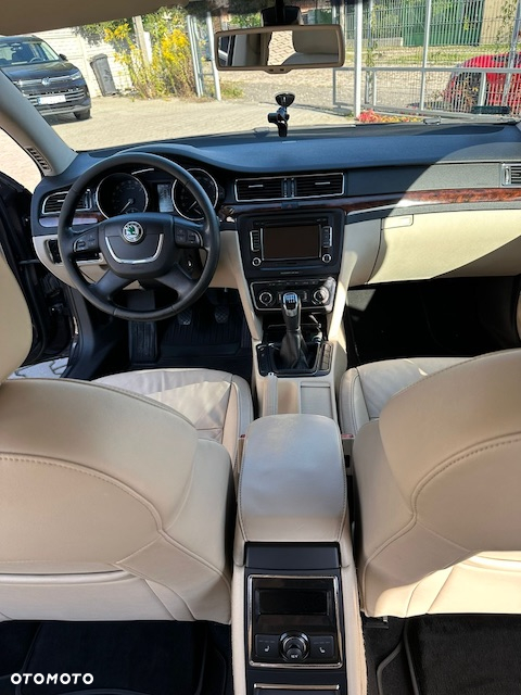 Skoda Superb - 2