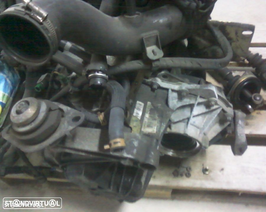 caixa de 6 velocidades renault laguna 1.9 dci 2005 pk6068 - 1