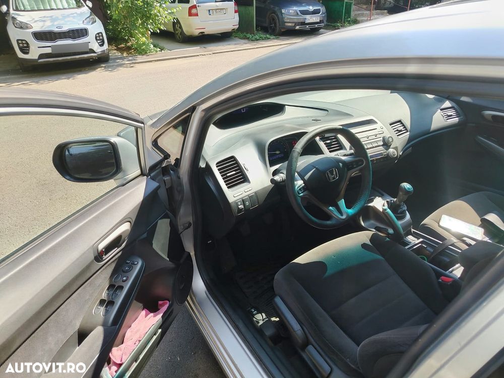 Honda Civic - 10