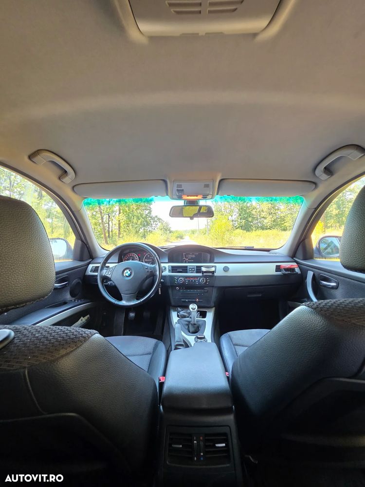 BMW Seria 3 320d - 5
