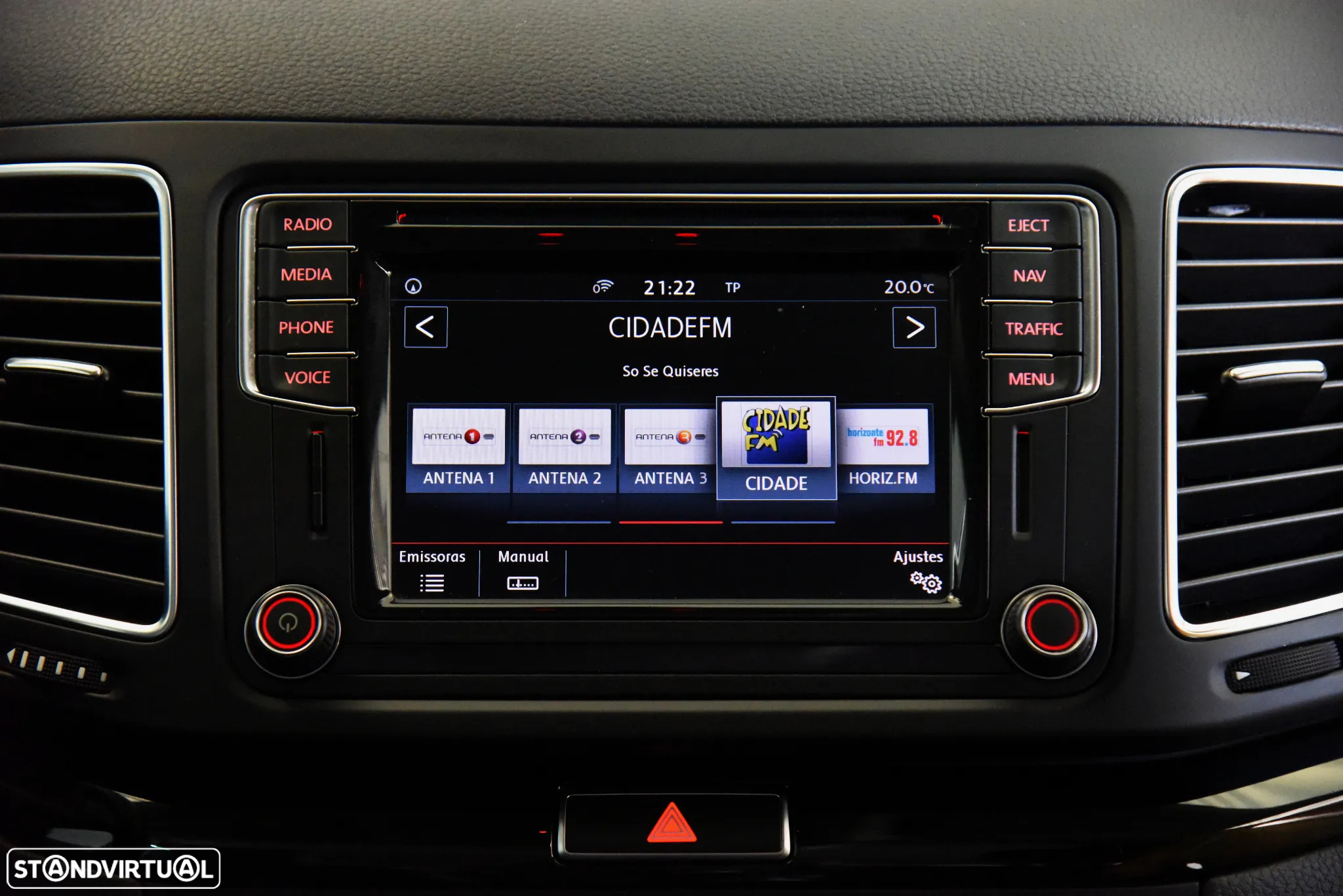 VW Sharan 2.0 TDI Highline DSG - 26