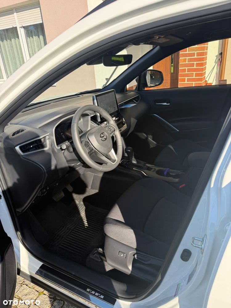 Toyota Corolla Cross - 5